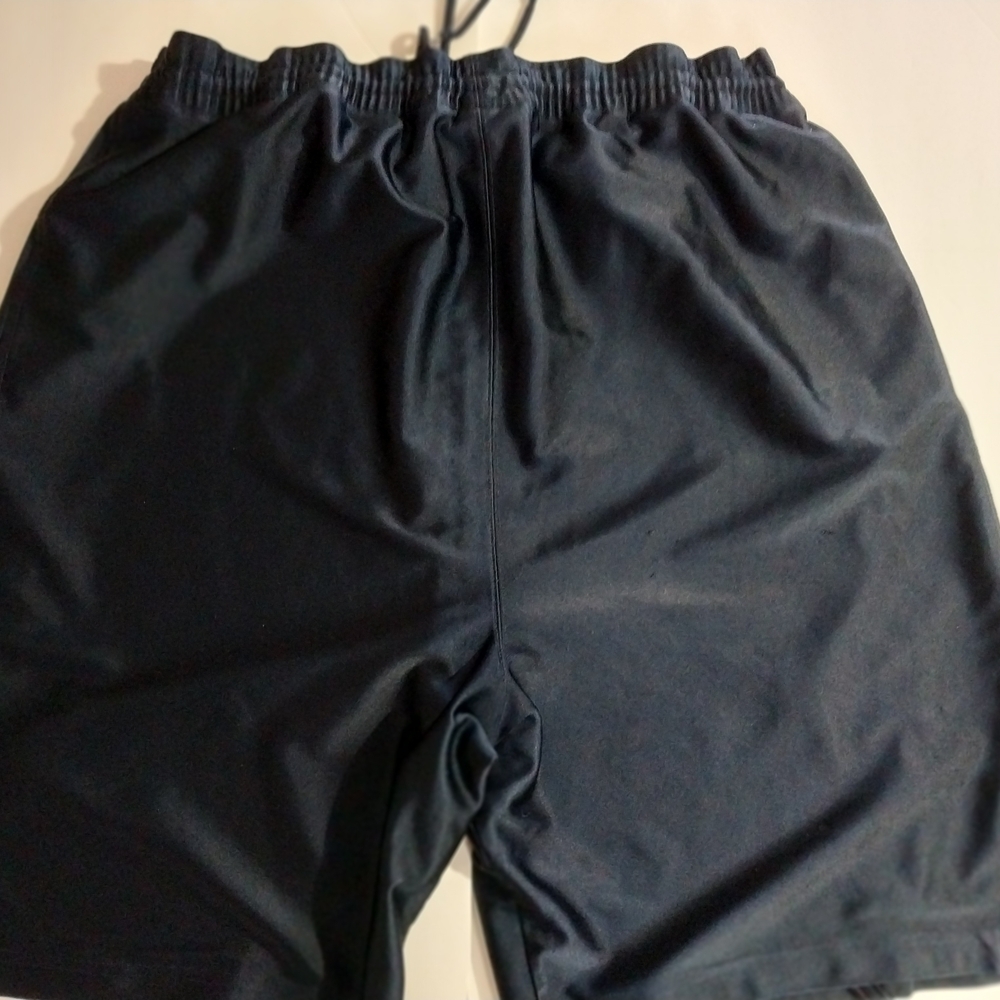 Adidas Men's Vintage Size XL  Navy Blue Athletic Shorts - Picture 3 of 13